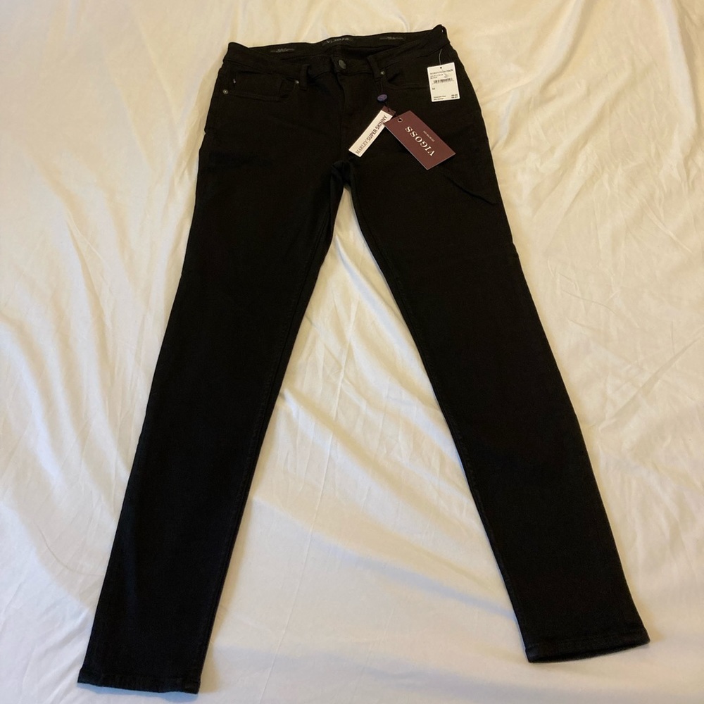Vigoss Marley Super Skinny jeans - size 32, inseam 29 (mid-rise)